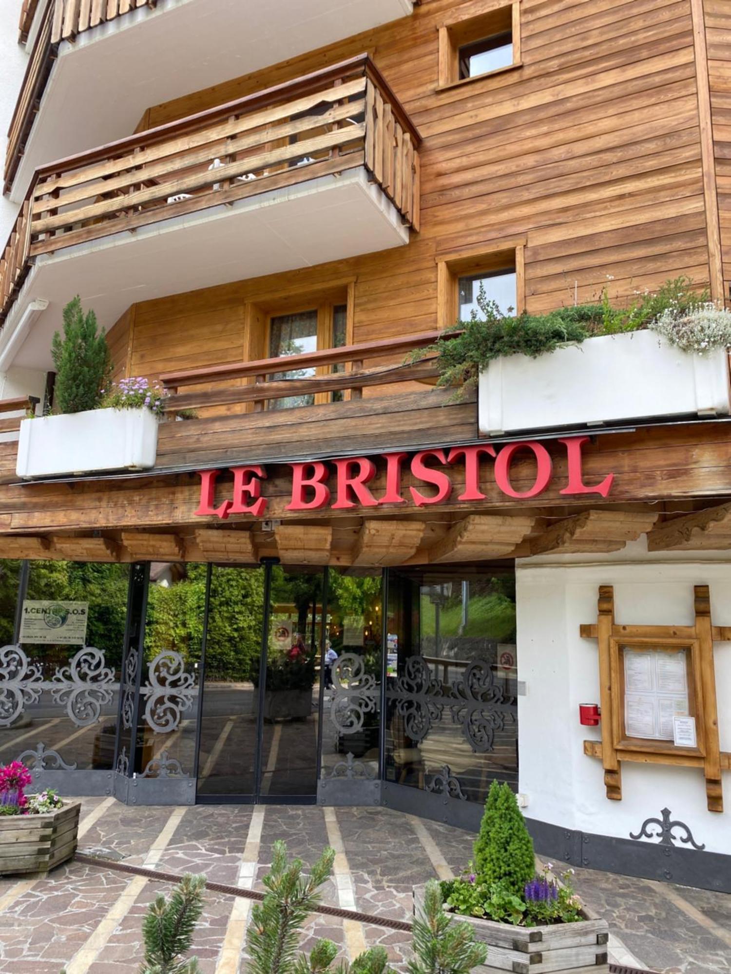Le Bristol - Villars Bristol Apartments Eksteriør billede